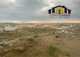 للبيع أرض سكنية في حي المطار بأبها