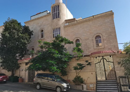 فيلا بحي السلمانيه شرق طريق الحرمين بسعر مغري جدا