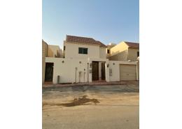 شقة - 4 غرف نوم - 4 حمامات for للايجار in حي الملقا - شمال الرياض - الرياض