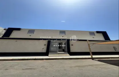 Full Floor - 4 Bedrooms - 4 Bathrooms for sale in Az Zahrah - Madinah - Al Madinah Al Munawwarah