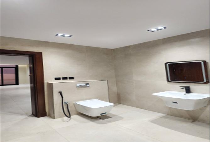 258228 - Property Image 3