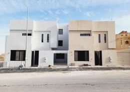 فيلا - 4 غرف نوم - 5 حمامات for للبيع in حي ظهرة لبن - غرب الرياض - الرياض
