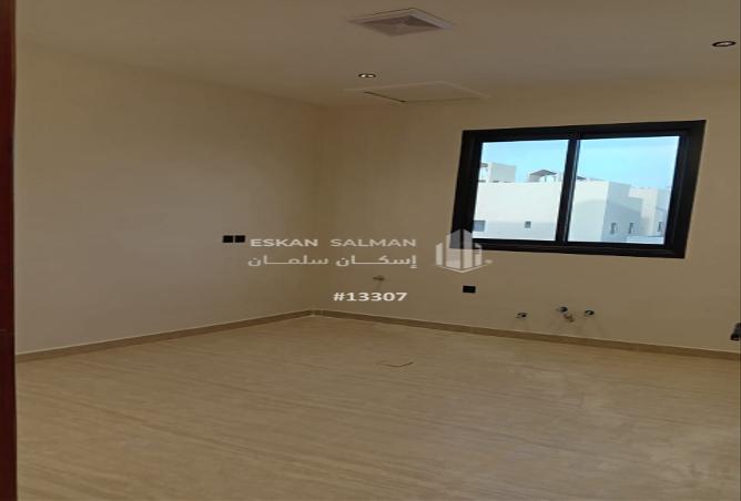 251046 - Property Image 3