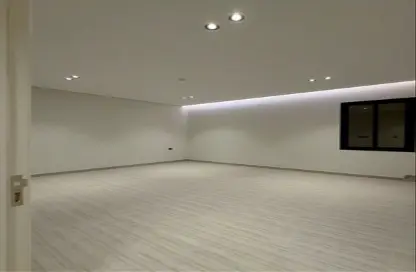 Apartment - 4 Bedrooms - 2 Bathrooms for rent in Al Marwah - Riyadh - Ar Riyadh