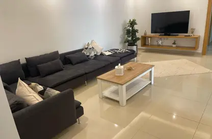 شقة - 4 غرف نوم - 3 حمامات للايجار في النرجس - الرياض - الرياض