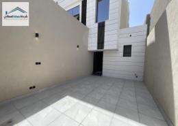 Full Floor - 3 bedrooms - 3 bathrooms for للبيع in Ar Rimal - Riyadh - Ar Riyadh