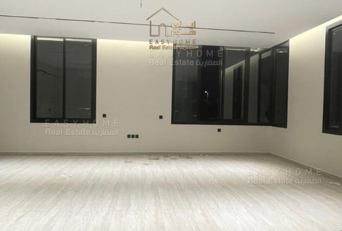 252775 - Property Image 3