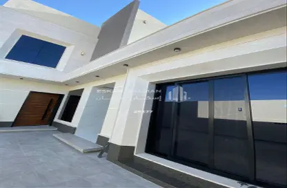 Villa - 7+ Bedrooms - 7 Bathrooms for sale in Khub Ath Thanyan - Bariduh - Al Qassim