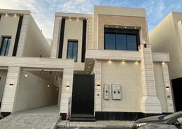 فيلا - 4 غرف نوم - 6 حمامات for للبيع in حي الرمال - شرق الرياض - الرياض