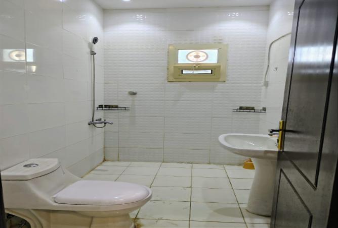 256592 - Property Image 3