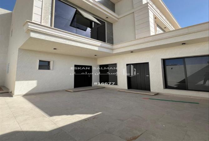 256982 - Property Image 2