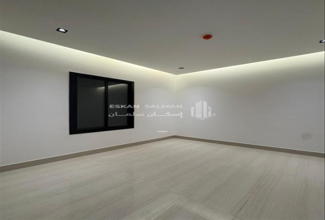 257309 - Property Image 3