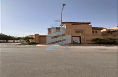 Villa - 5 Bedrooms - 5 Bathrooms for sale in Qurtubah - Riyadh - Ar Riyadh