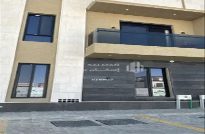 Apartment - 4 Bedrooms - 3 Bathrooms for sale in Al Qadisiyah - Riyadh - Ar Riyadh