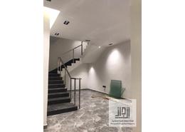 دوبلكس - 4 غرف نوم - 7 حمامات for للبيع in حي المونسية - شرق الرياض - الرياض