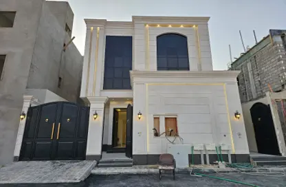 طابق كامل - 4 غرف نوم - 4 حمامات للبيع في المعيزيلة - الرياض - الرياض