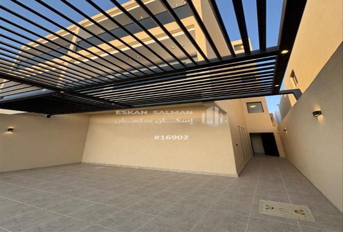 257318 - Property Image 3