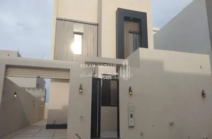 فيلا - 8 غرف نوم - 6 حمامات للبيع في العقيق - الخبر - الشرقية