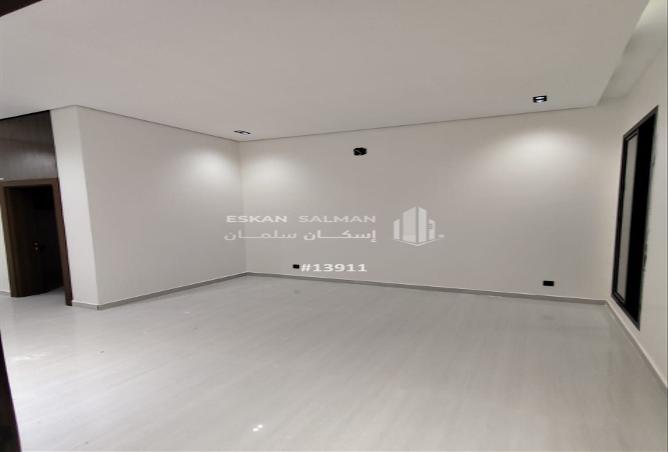 252449 - Property Image 3