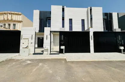 Full Floor - 4 Bedrooms - 3 Bathrooms for sale in Ar Rimal - Riyadh - Ar Riyadh
