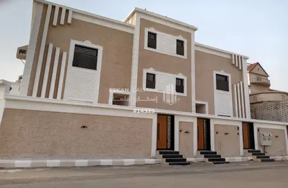 Apartment - 5 Bedrooms - 3 Bathrooms for sale in Aleasiluh - Jazan