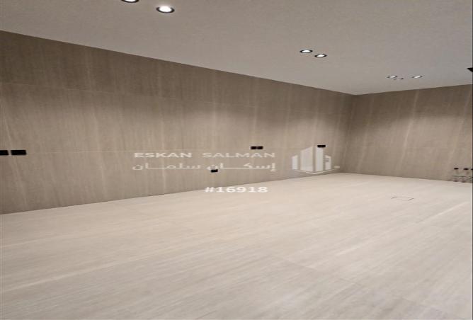 257236 - Property Image 2