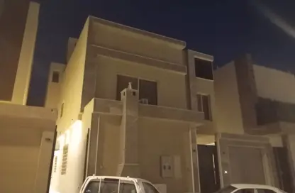 شقة - 3 غرف نوم - 3 حمامات للايجار في الرمال - الرياض - الرياض