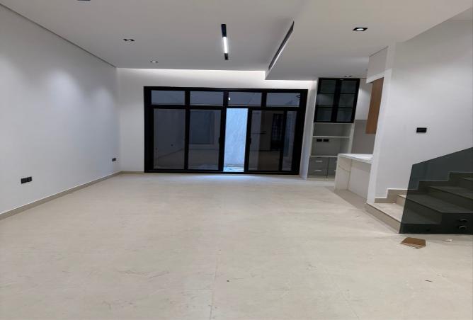 258576 - Property Image 3