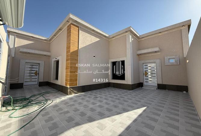 253378 - Property Image 2