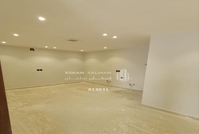 251983 - Property Image 3