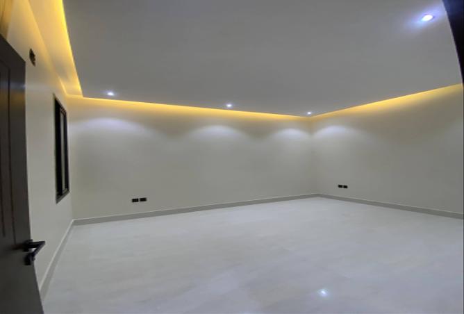 248075 - Property Image 3