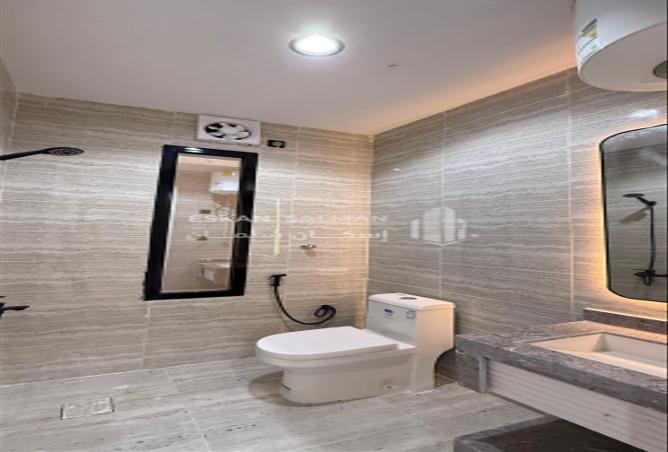 252076 - Property Image 3