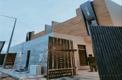 Villa - 5 Bedrooms - 7 Bathrooms for sale in Al Yarmuk - Riyadh - Ar Riyadh