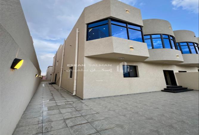 255594 - Property Image 3