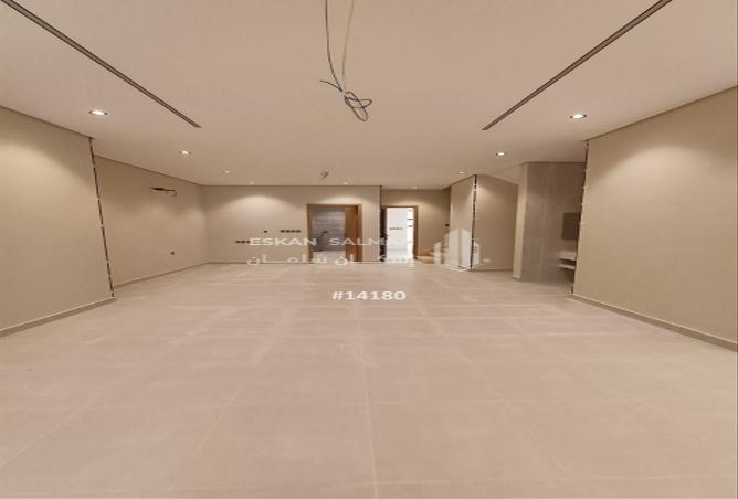 253380 - Property Image 2