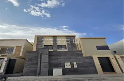 Full Floor - 5 Bedrooms - 5 Bathrooms for sale in Al Janadriyah - Riyadh - Ar Riyadh