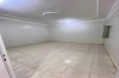 شقة - 2 غرف نوم - 1 حمام للايجار في الملك فيصل - الرياض - الرياض