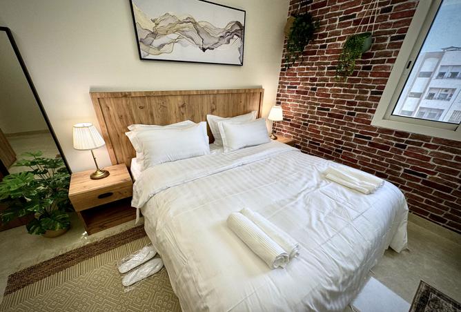 258761 - Property Image 2