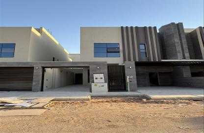 فيلا - 4 غرف نوم - 4 حمامات للبيع في المونسية - الرياض - الرياض