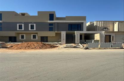 Full Floor - 4 Bedrooms - 4 Bathrooms for sale in Al Khalij - Riyadh - Ar Riyadh