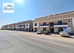 Apartment - 4 bedrooms - 3 bathrooms for للبيع in Al Qadisiyah - East Riyadh - Ar Riyadh