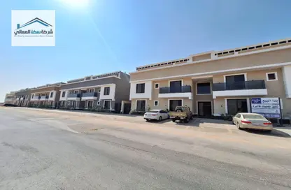 شقة - 4 غرف نوم - 3 حمامات للبيع في حي القادسية - شرق الرياض - الرياض