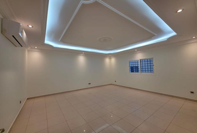 259048 - Property Image 2