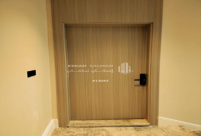 252077 - Property Image 2