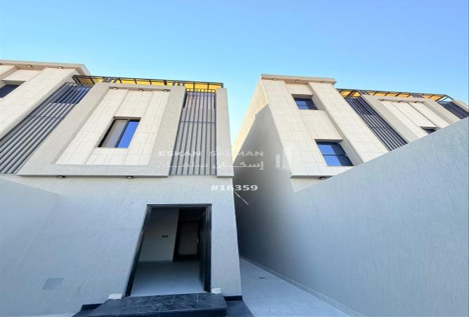 256653 - Property Image 3