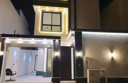 Villa - 4 Bedrooms - 6 Bathrooms for sale in Ar Rimal - Riyadh - Ar Riyadh