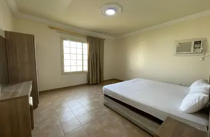 Apartment - 1 Bedroom - 2 Bathrooms for rent in An Nuzhah - Jeddah - Makkah Al Mukarramah