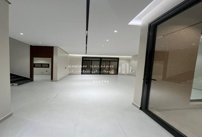 248114 - Property Image 2