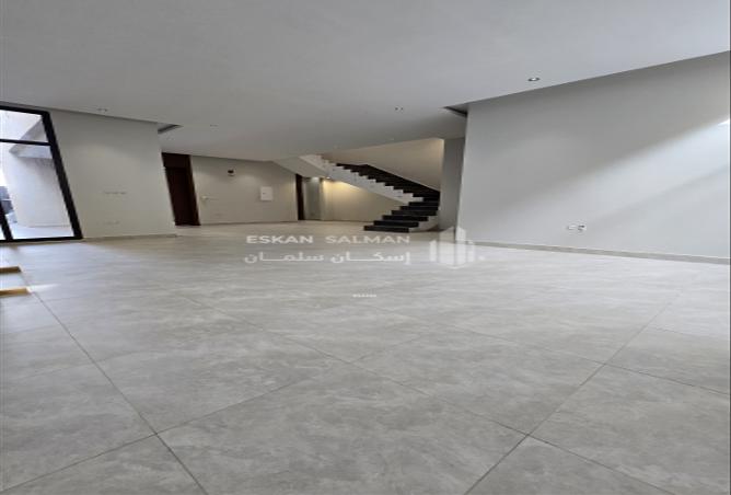 252180 - صورة العقار 2