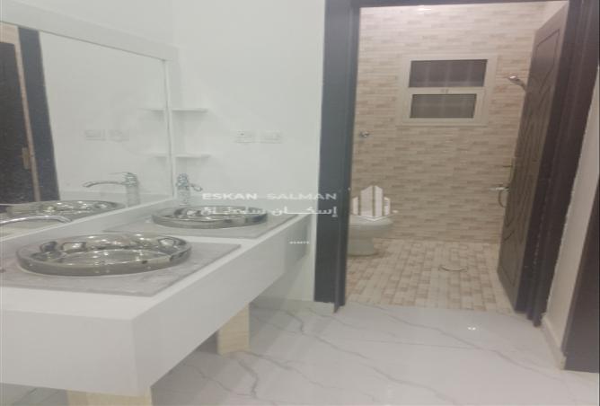 252274 - Property Image 3